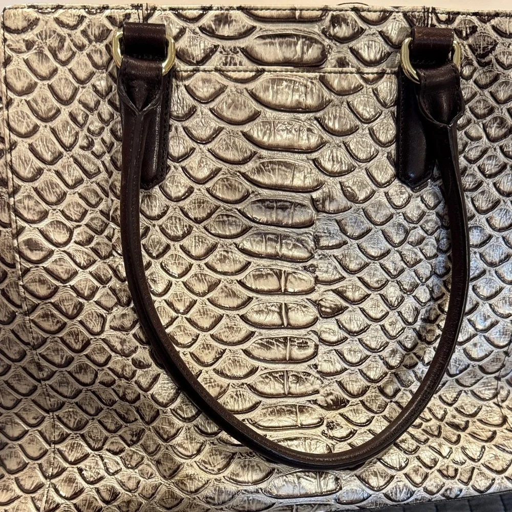 Elegant Brahmin handbag - Picture 5 of 9